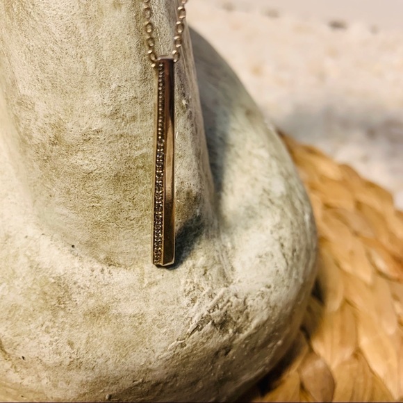 Red Envelope | 925 sterling Silver Pave Diamond Tapered Bar Pendant Necklace - Picture 5 of 14